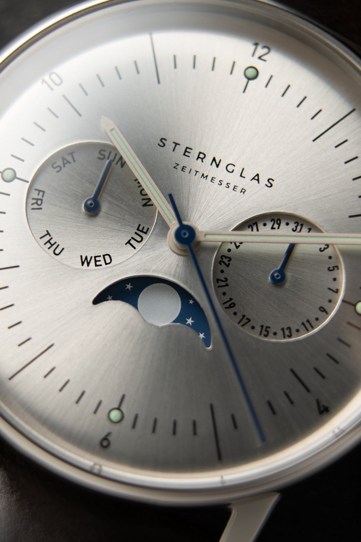 Naos Moonphase Moon Silver