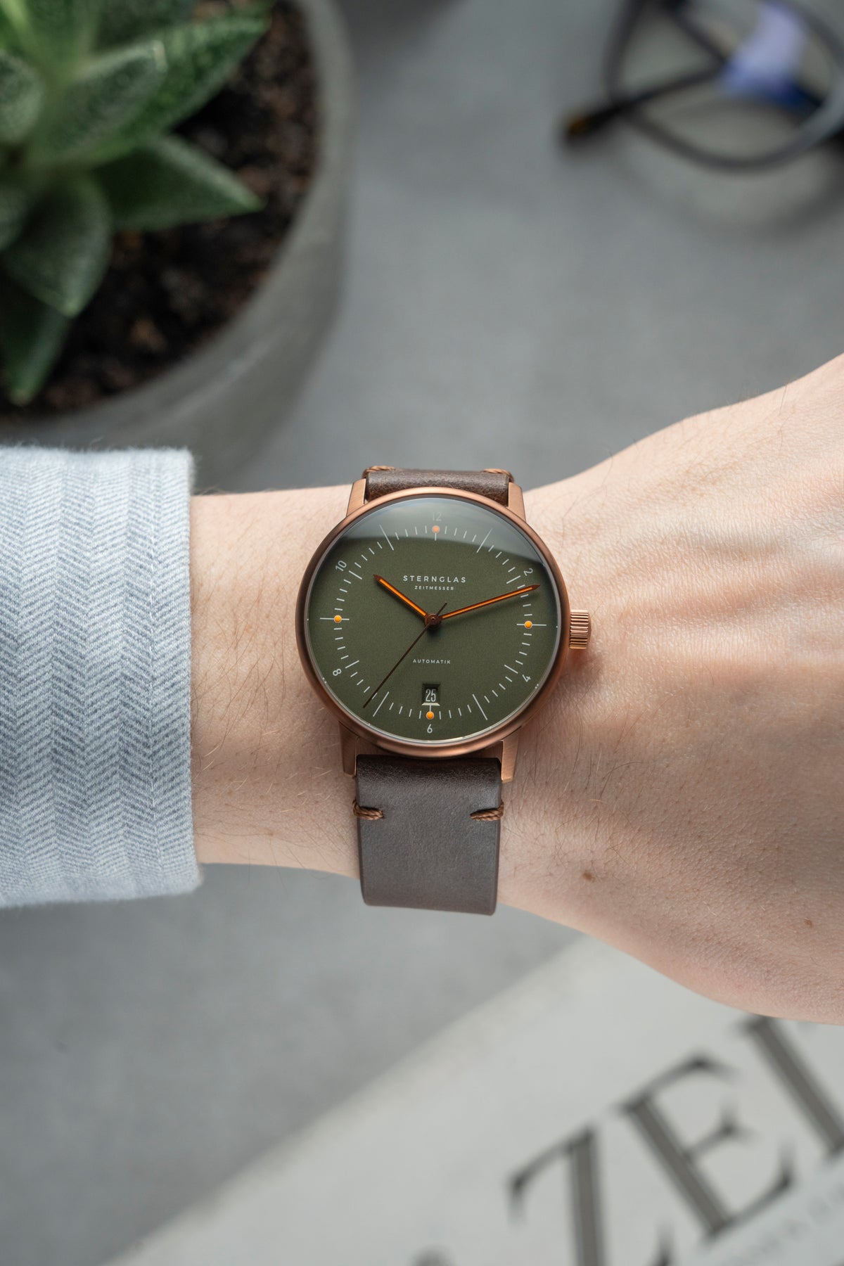 Naos Dark Green Bronze - Automatic