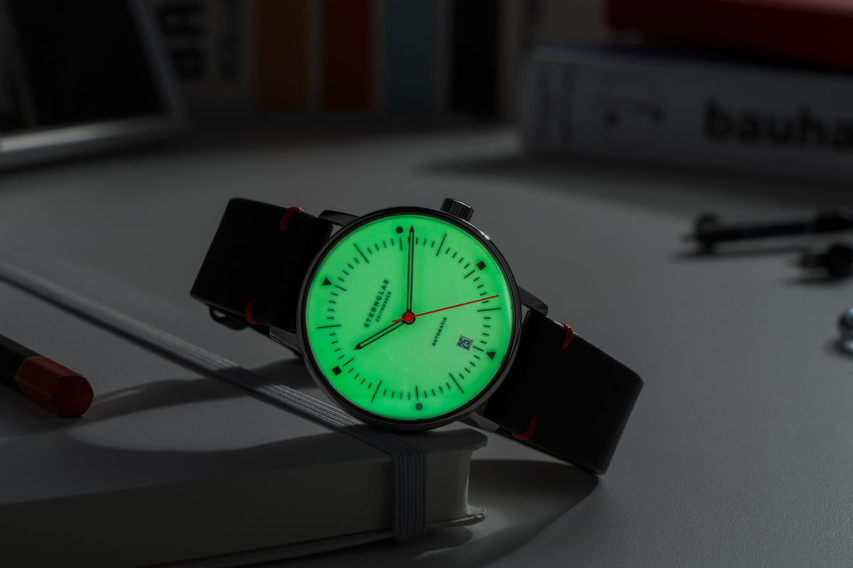 Naos Edition Bauhaus X Red